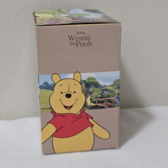 Scentsy Disney Winnie the Pooh Wall Fan Diffuser New in Box with Light - Picture 4 of 7